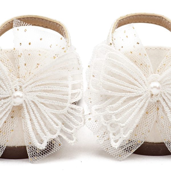 Γαλλικό Γοβάκι με Διακοσμημένη Φτέρνα με Υφασμάτινη Πεταλούδα σε Εκρού Χρώμα