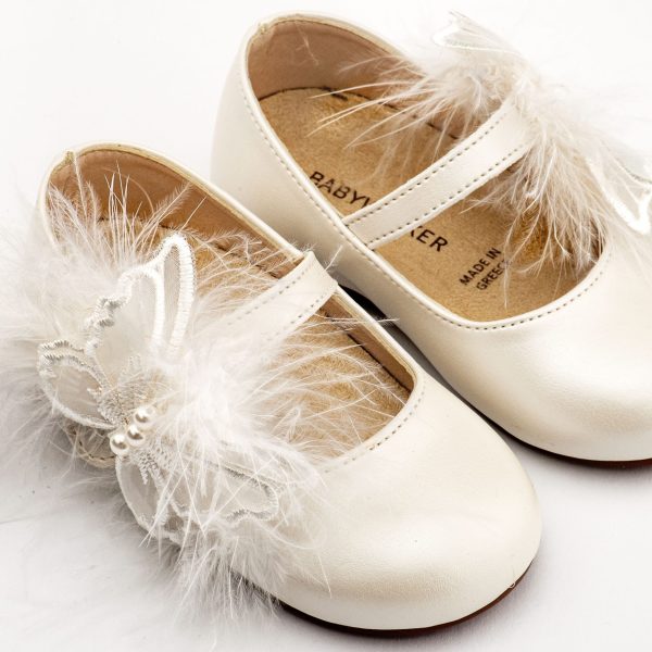 Δερμάτινο Γοβάκι Μονή Μπαρέτα με Χειροποίητο Διακοσμητικό  Πεταλούδα και Πούπουλα σε Εκρού Χρώμα