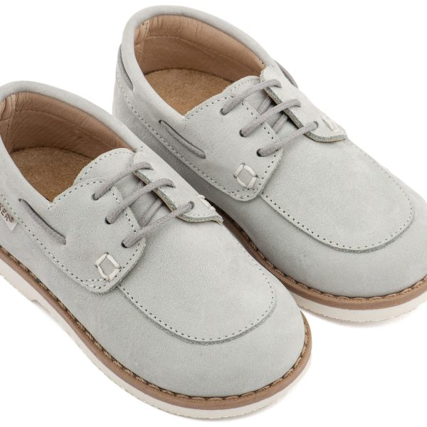 Δετό Δερμάτινο Μοκασίνι από Δέρμα Ναμπούκ με Κορδόνι σε Λευκό Χρώμα