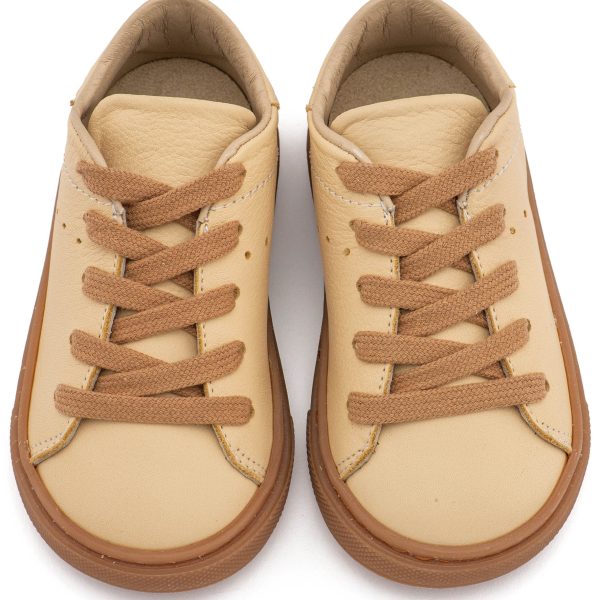 Δετό Δερμάτινο Sneaker  από Δέρμα Νάπα σε Καλαμποκί Χρώμα με Κορδόνι Ταμπά