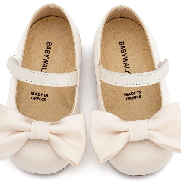 Υφασμάτινο Γοβάκι Μονή Μπαρέτα Χρατς με Σατέν Χειροποίητο Φιογκο σε Εκρού Χρώμα