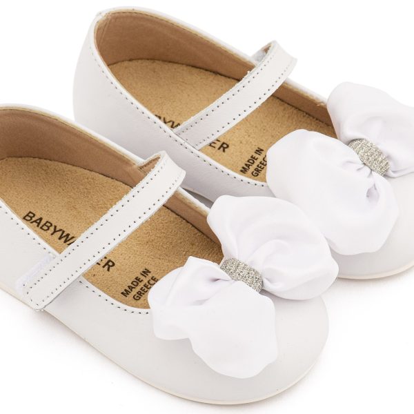 Δερμάτινο Γοβάκι Μονή Μπαρέτα Χρατς με Σατέν Χειροποίητο Φιόγκο σε Λευκό Χρώμα