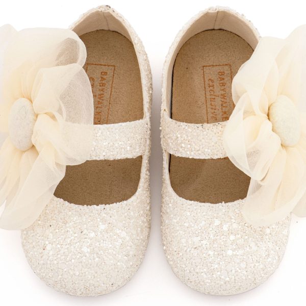 Glitter Γοβάκι Μονή Μπαρέτα Διακοσμημένο με Μεγάλο Λουλούδι Οργάντζας σε Εκρού Χρώμα