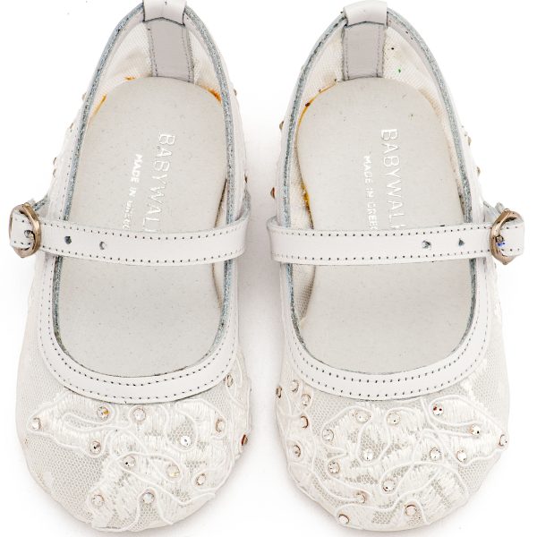 Γοβάκι απο Ύφασμα Φιλντιρέ Δαντέλα με Δερμάτινες Λεπτομέρειες σε Λευκό Χρώμα