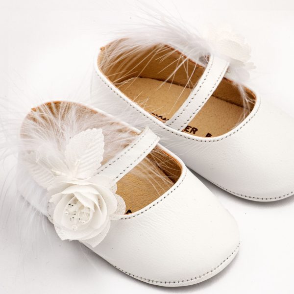 Δερμάτινο Γοβάκι Μονή Μπαρέτα Διακοσμημένο με Λουλούδι και Πούπουλα σε Λευκό Χρώμα