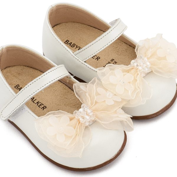 Δερμάτινο Γοβάκι Μονή Μπαρέτα Φιογκάκι Οργάντζας σε Εκρού Χρώμα